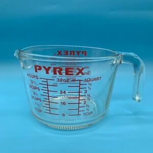 Vintage Glass PYREX CORNING 1 Quart, 4 Cup Measuring Cup RED PRINT #532